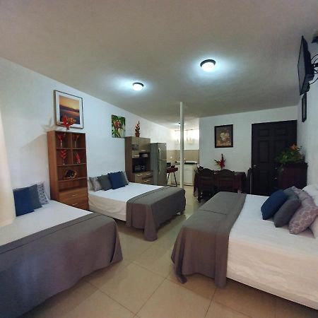 Bahia Ballena Loft Hotel Uvita Exterior photo